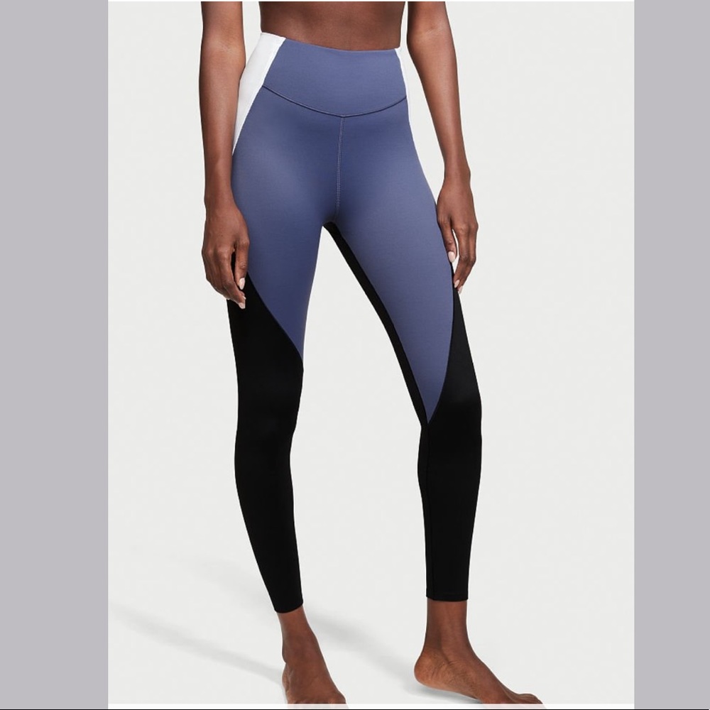 Victoria's Secret Sweat On Point Pocket Legging 7/8 length